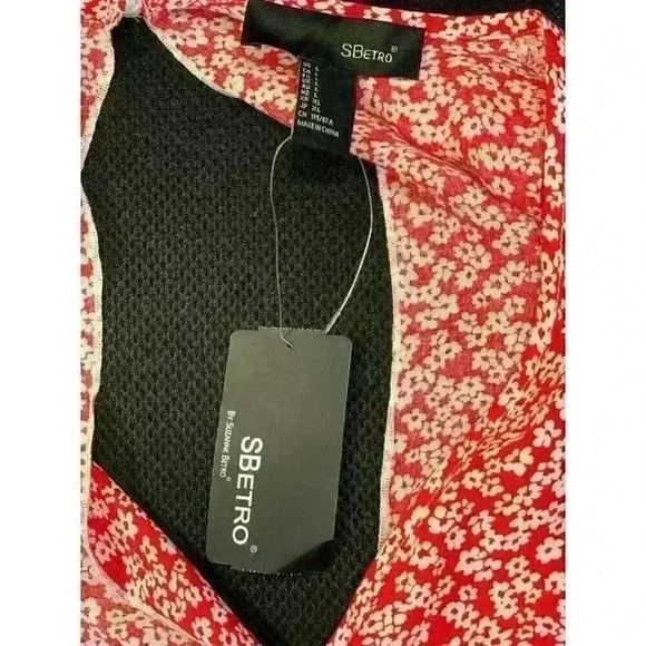 NWT SBetro Floral Dress Open / Tie Back Red Daisy Print Size Large Hi-low - Picture 4 of 5